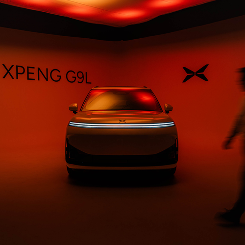 2027 Xpeng Motors G9L Front View